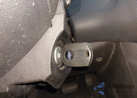 2013 Ford Focus Se z USA, uszkodzony, nr VIN 1FADP3F22DL309776